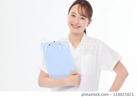 穿手術衣的女護士 118825821
