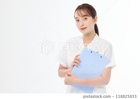 穿手術衣的女護士 118825833