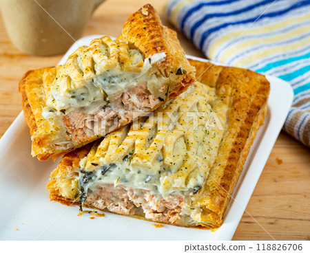 Puff pastry pie with salmon Puff pastry pie with salmon 118826706