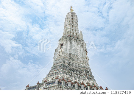 Beyond Wat Arun Beyond Wat Arun 118827439