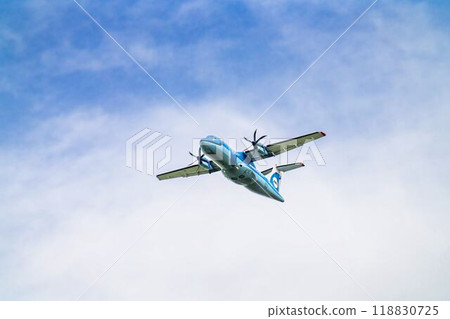 飛機起飛（螺旋槳飛機） 宮城縣名取市 118830725