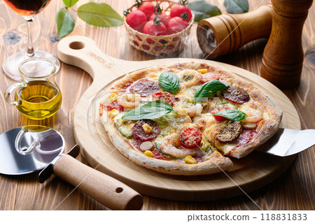 Mixed pizza Mixed pizza 118831833
