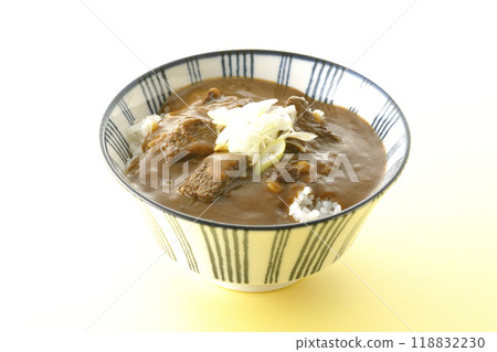 咖哩牛肉碗 118832230