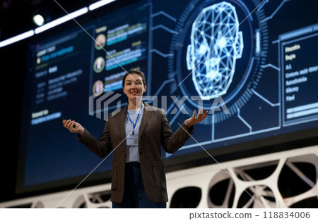 woman is speaking about technologies 118834006