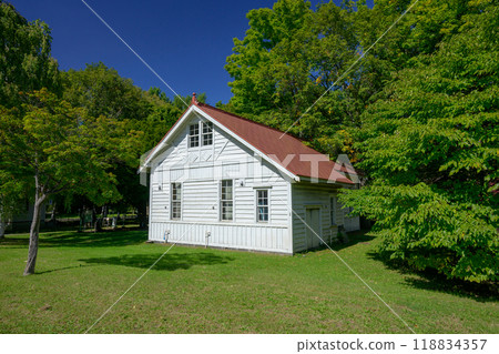 Hokkaido University Farm No. 2 (cowshed)_1329 118834357