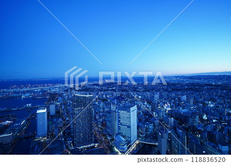 A city with darkness 118836520