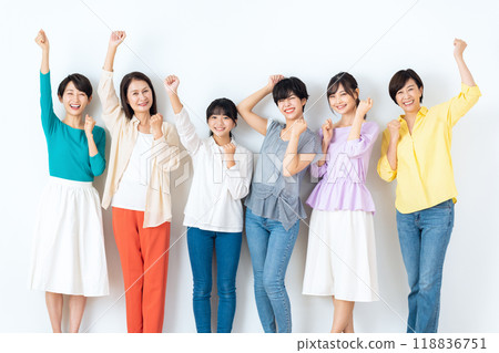 多代白人背景女性 118836751