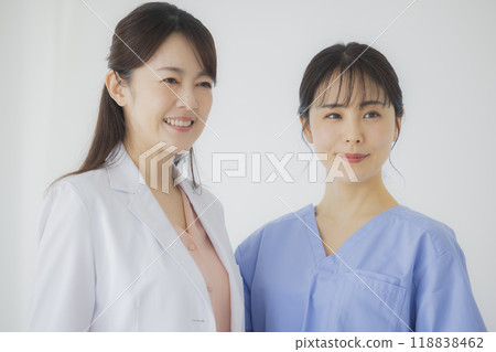 Doctors and nurses Doctors and nurses 118838462