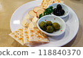 Olives and cheese 118840370