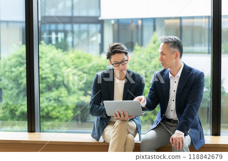 Office casual, business, computer 118842679