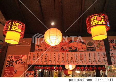 中國居酒屋的內部菜單 中國居酒屋的內部菜單 118842711