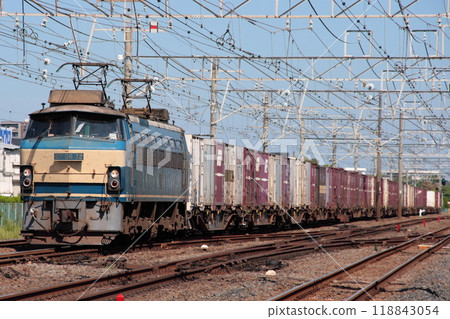 EF66-32牽引的貨運列車在東海道貨運線上排成長隊形行駛_2009年9月20日攝 EF66-32牽引的貨運列車在東海道貨運線上排成長隊形行駛_2009年9月20日攝 118843054