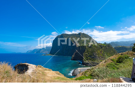 beautiful seascape 118844295