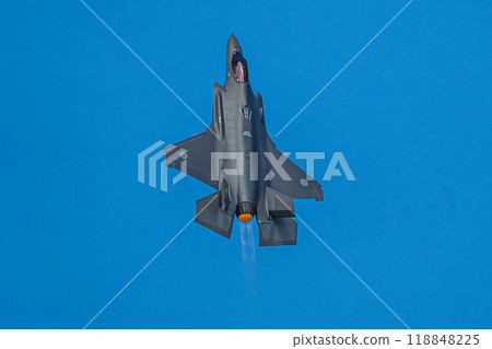 飛行隱形戰鬥機F-35A自衛隊 118848225