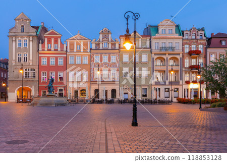 Facades of old colorful houses on the Town Hall Square in Poznan Facades of old colorful houses on the Town Hall Square in Poznan 118853128