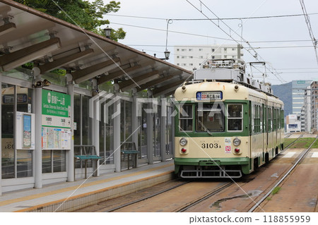 廣島電鐵 59 型 3100 號 3103 號 原爆圓頂屋前 廣島電鐵 59 型 3100 號 3103 號 原爆圓頂屋前 118855959