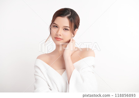 Beautiful young asian woman with clean fresh skin on white background, Face care, Facial treatment, Cosmetology, beauty and spa, Asian women portrait. 118856893