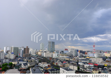 城市景觀雨雲 118858582