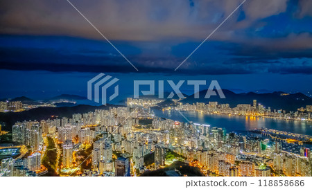 the eastern part of Kowloon offers a captivating cityscape 118858686