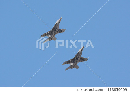 US Navy F/A-18E Super Hornet formation flight US Navy F/A-18E Super Hornet formation flight 118859009