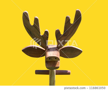 Shape of the wooden is made into a deer's head. 118861050