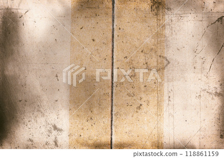 The top of the cardboard has adhesive tape on it and there are dirt stains. 118861159