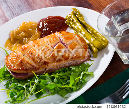 Whole duck breast Magret 118861682