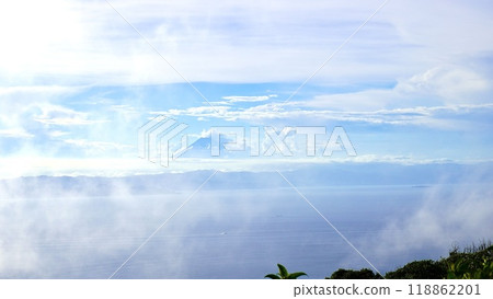 從伊豆大島三原山看到的富士山 118862201