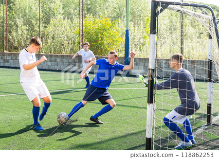 Football game - sharp moments in scoring area 118862253