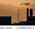 美麗的日落天空景觀和東京晴空塔 118862811