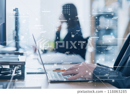 辦公室商業場景、IT公司、辦公室工作、數位網路圖像 辦公室商業場景、IT公司、辦公室工作、數位網路圖像 118863285