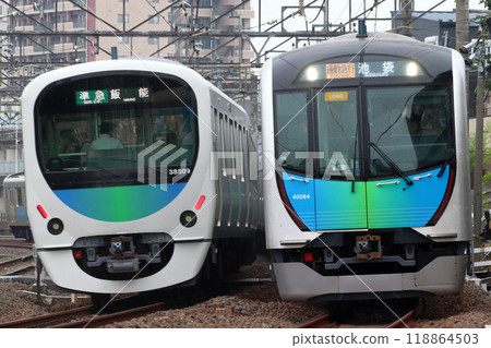 [SI] Seibu Ikebukuro Line 30000 Series Train and 40050 Series Train 118864503