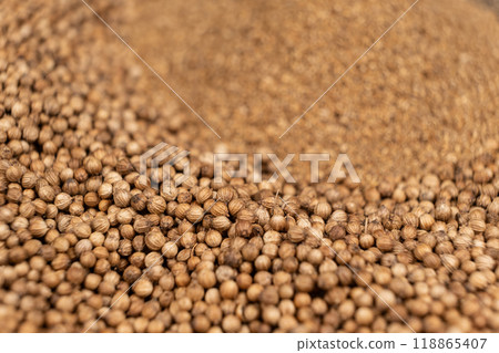 Coriander grains whole and ground natural seasoning Coriander grains whole and ground natural seasoning 118865407