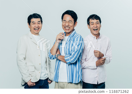 Middle man 118871262