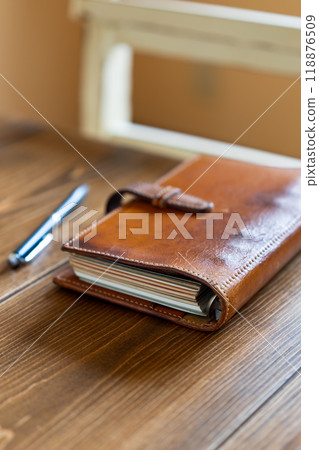 System notebook and pen 118876509