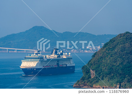 Cruise ship arriving at Nagasaki Port (Celebrity Millennium) from Megami Ohashi Bridge [Nagasaki City] 118876960