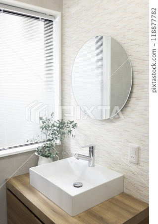 A clean wash basin A clean wash basin 118877782