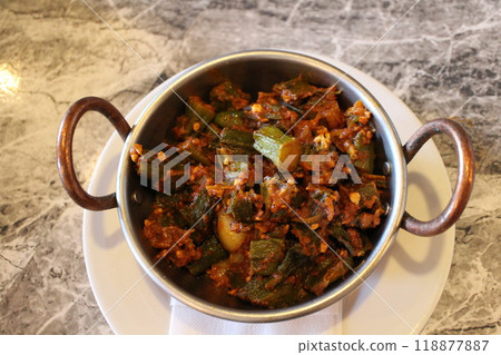 Indian cuisine: Bhindi Masala (stir-fried okra curry) 118877887