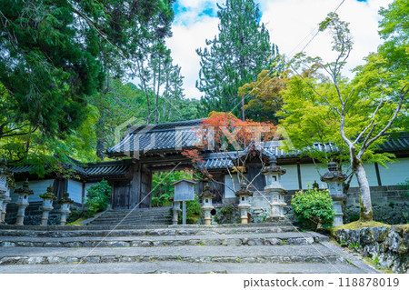 京都市右京區西名寺正門及參道樓梯 118878019