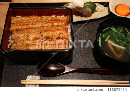 日本料理 鰻魚飯 118879414