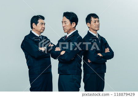 中級工程師 中級工程師 118879429