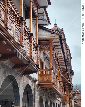 Traditional wooden balconies in the main squaire of Cusco, Peru 118880609