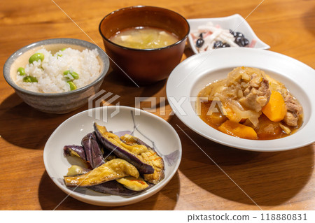 Delicious Japanese food 118880831