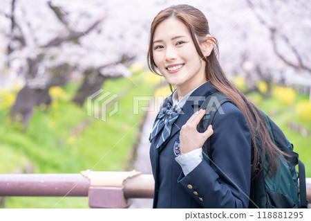 新學期女高中生 118881295