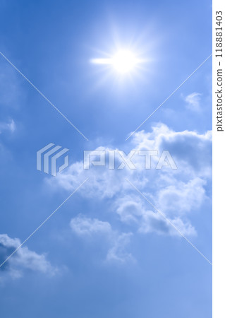 Summer sky, sun and clouds Yokohama 118881403