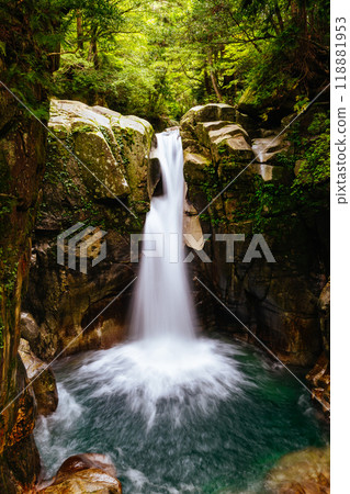 Ryujin Falls in Nakatsugawa City Japan Ryujin Falls in Nakatsugawa City Japan 118881953