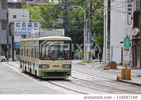 Hiroshima Electric Railway Tram 61 3800 Series No. 3809 Enkobashicho Discontinued section 118887160
