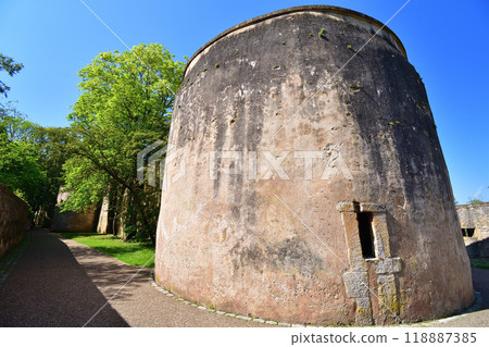Metz, France. The ramparts of Fort Bellecroix along the Seille River on May 11, 2024. 118887385