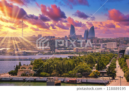 Beautiful evening view of the walled city of Baku Old Town 118889195