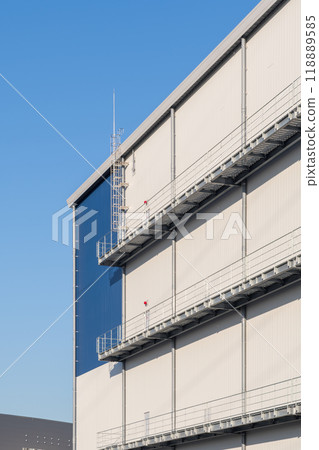 Logistics facility 118889585
